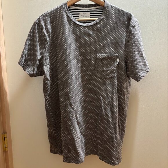 Dot Texture Grey and Whit T Shirt with Pocket 🩶⚪️ - Picture 1 of 3